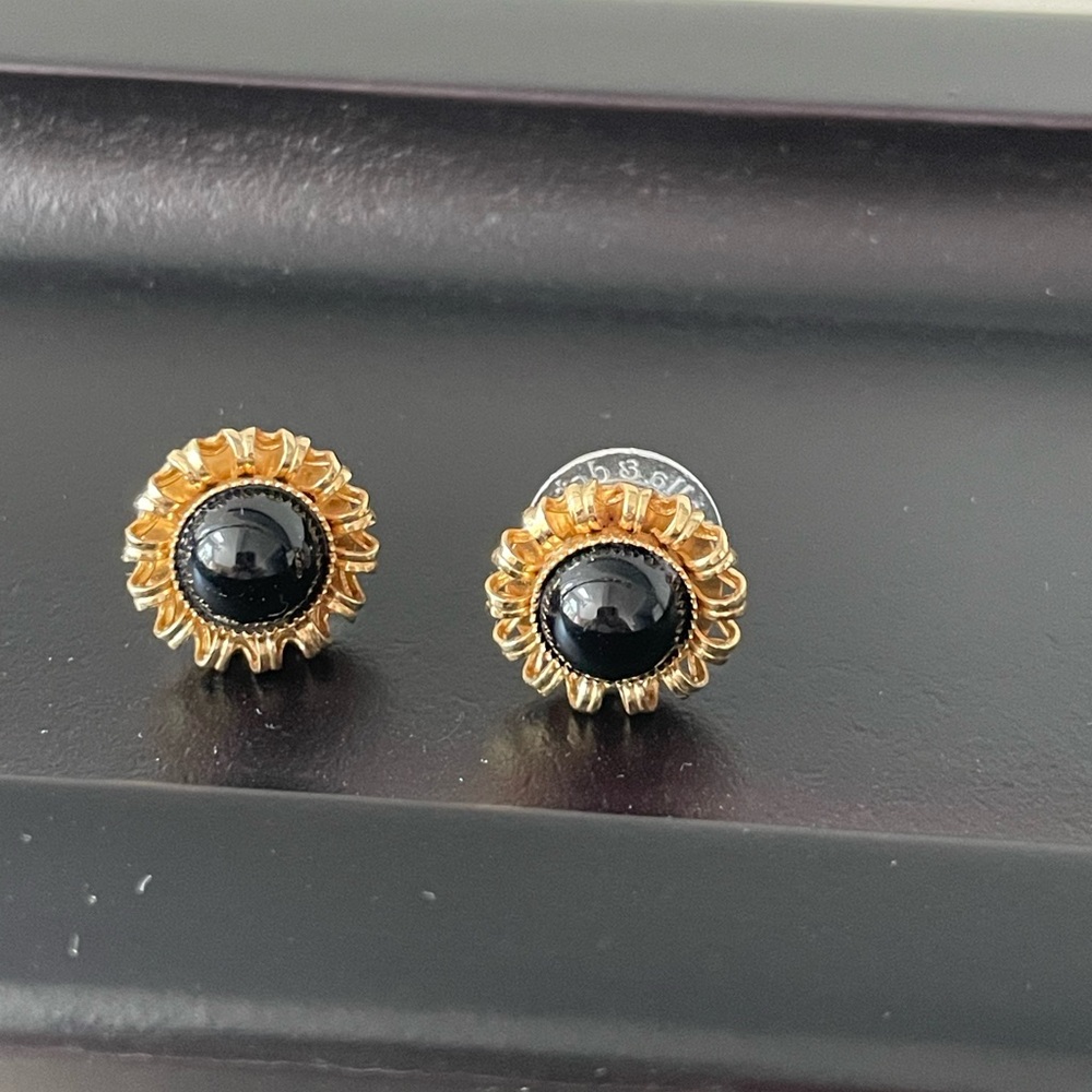Stella &Dot Gigi stud earrings